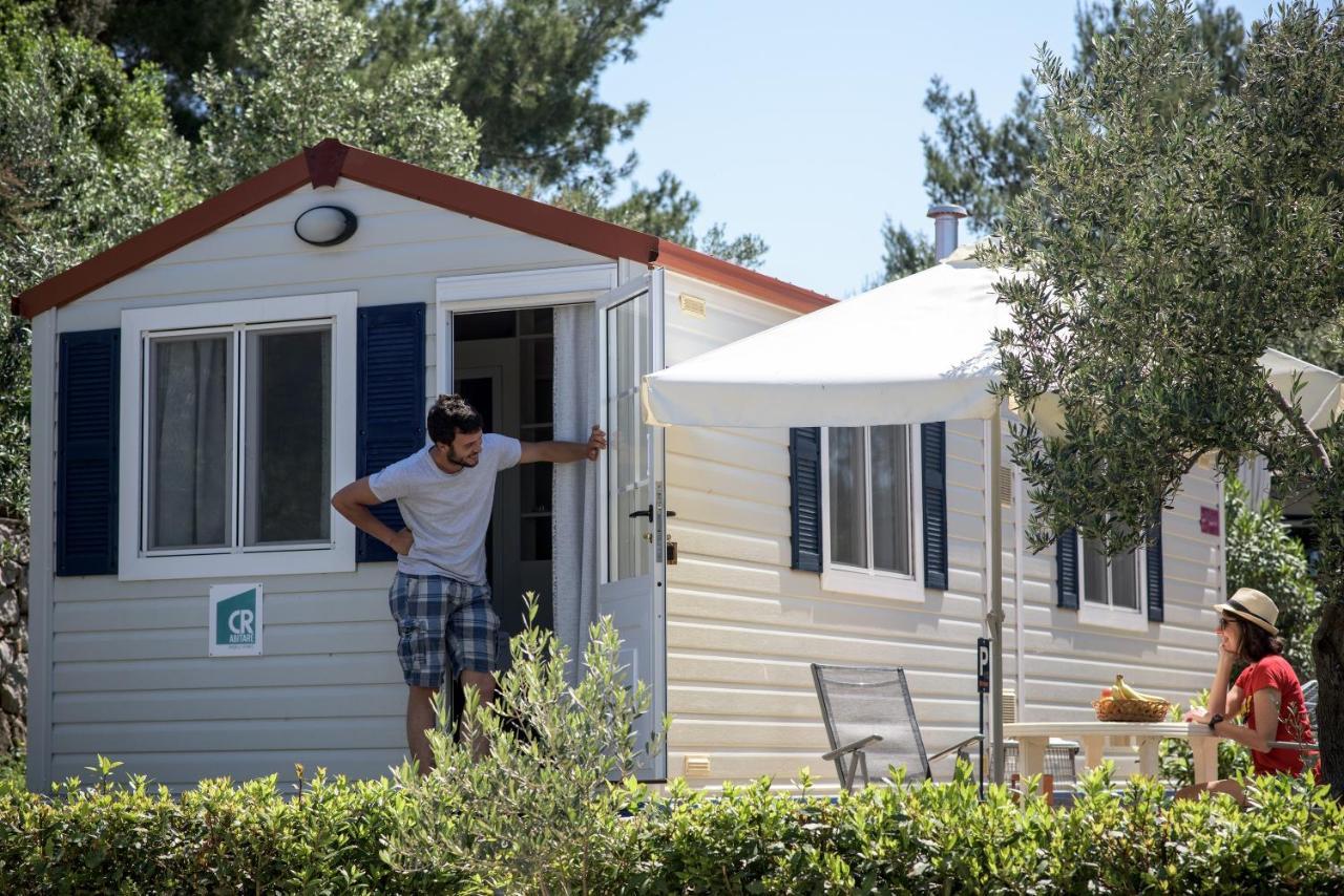 Mobile Homes Camping Kovacine Cres Esterno foto