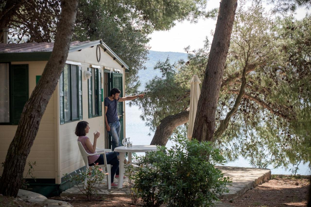 Mobile Homes Camping Kovacine Cres Esterno foto