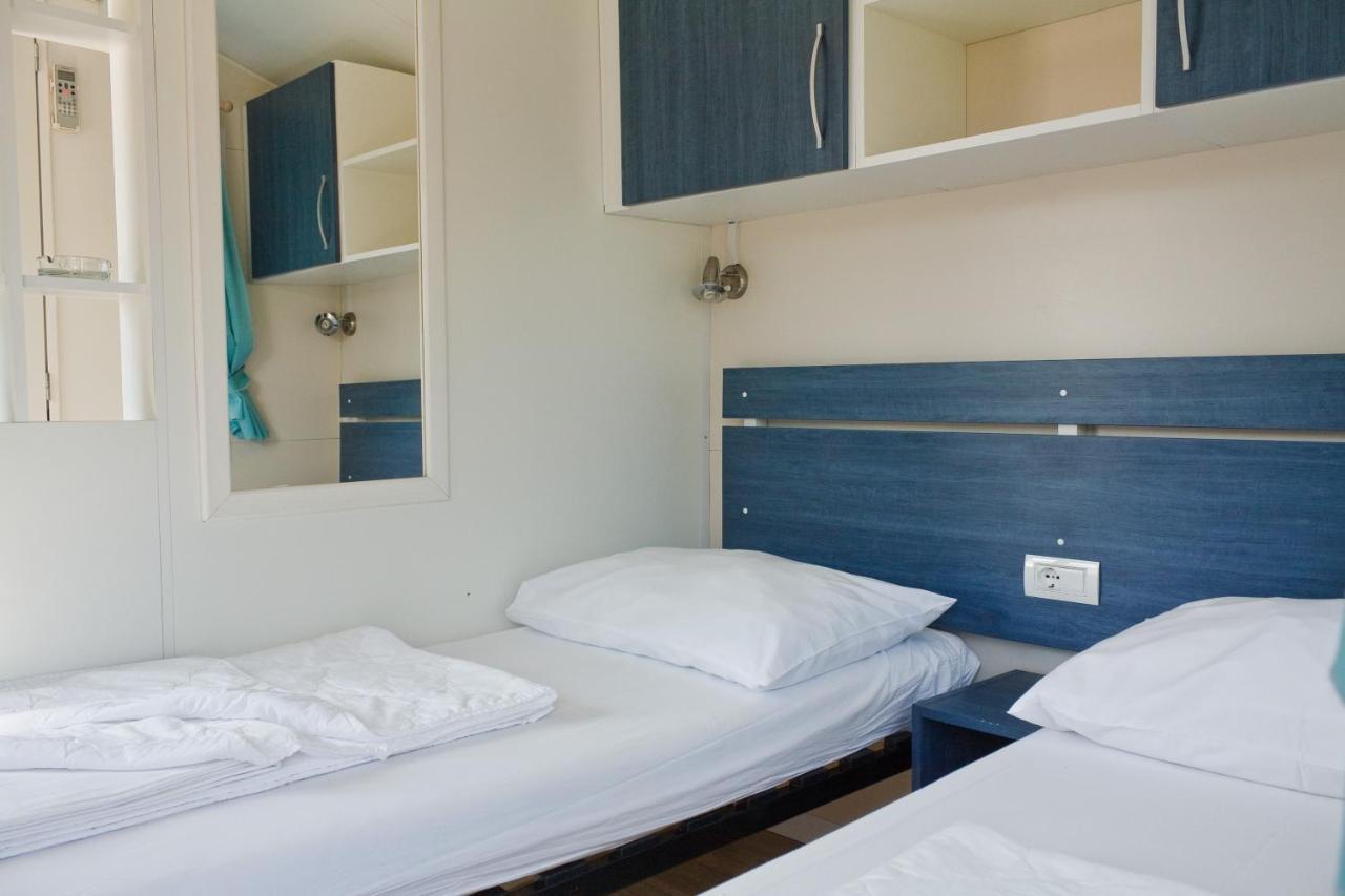 Mobile Homes Camping Kovacine Cres Esterno foto
