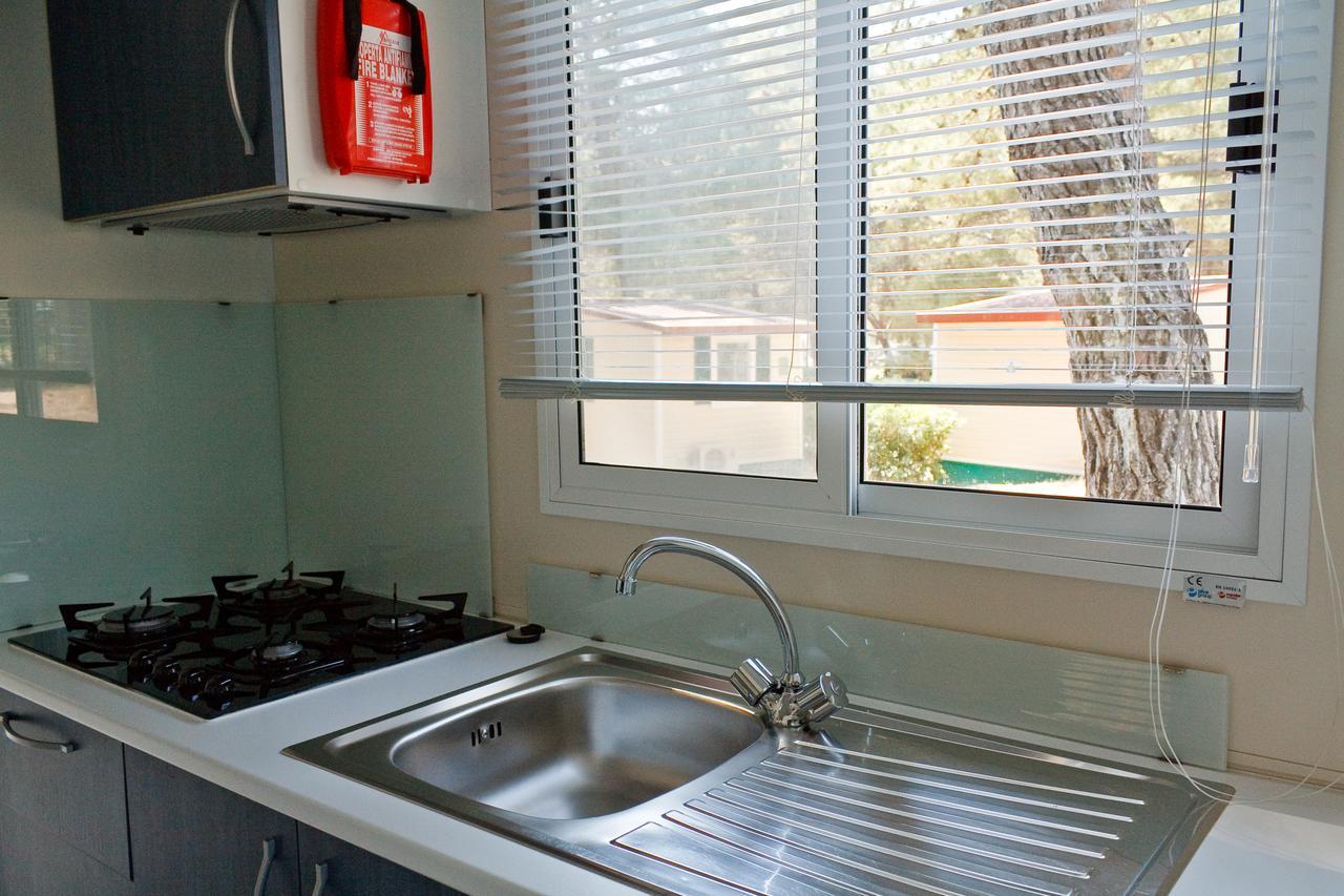 Mobile Homes Camping Kovacine Cres Esterno foto
